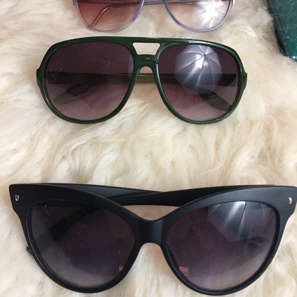 EUC 8 NO NAME SUNGLASSES & ALLIGATOR SKIN CASE - Picture 2 of 5